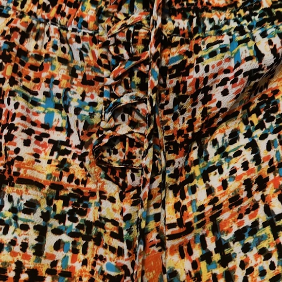 High waisted shorts - Picture 2 of 3